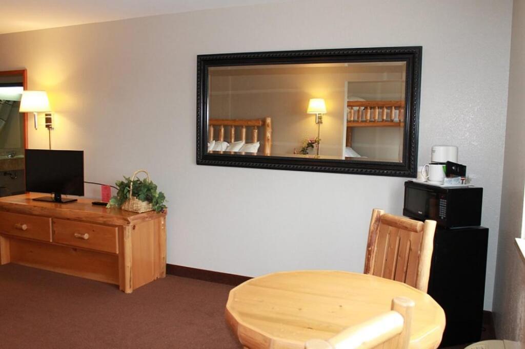 Edmore Inn Zewnętrze zdjęcie
